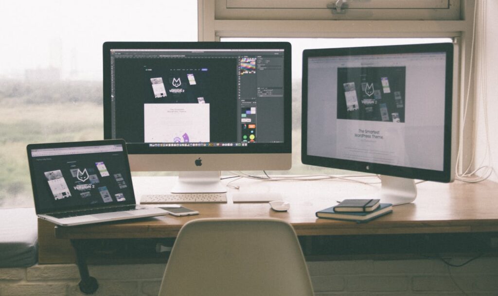 pexels-tranmautritam-251225-1-1024x609 Find the Perfect Website Theme for Your Business